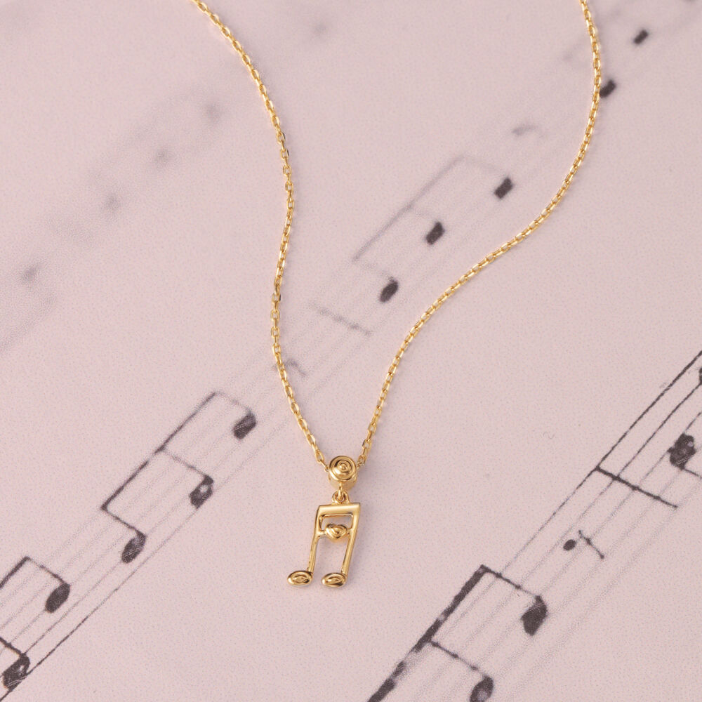 Bar Pendant 💫 9ct Gold Drop Down... - J.A Daly's Jewellers | Facebook